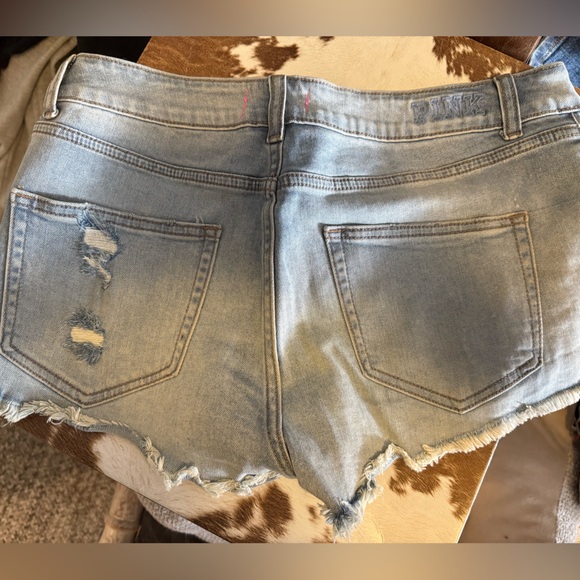 Pink size 12 stretchy jean shorts - Picture 3 of 3